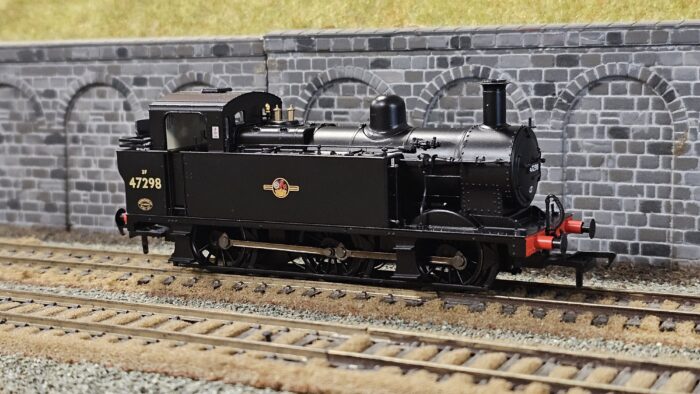 32-232A LMS Fowler 3F Jinty 47298 BR Black (Late Crest)