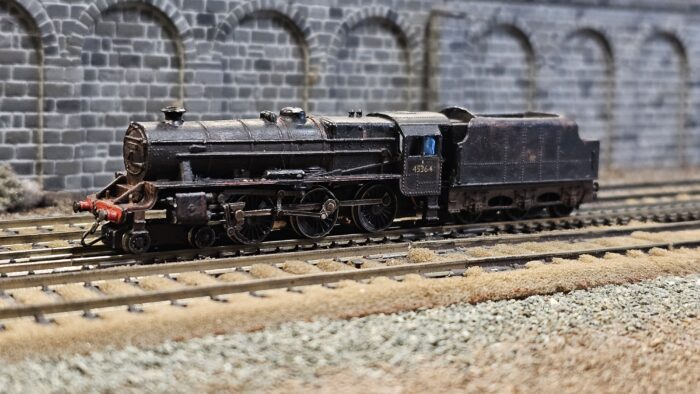 Farish Black 5 45364 (Weathered)