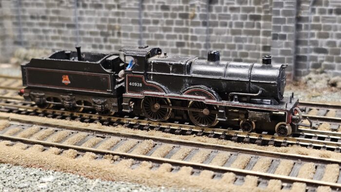 Farish 1205 Farish Class 4P 4-4-0 40938 in BR Black (Weathered)