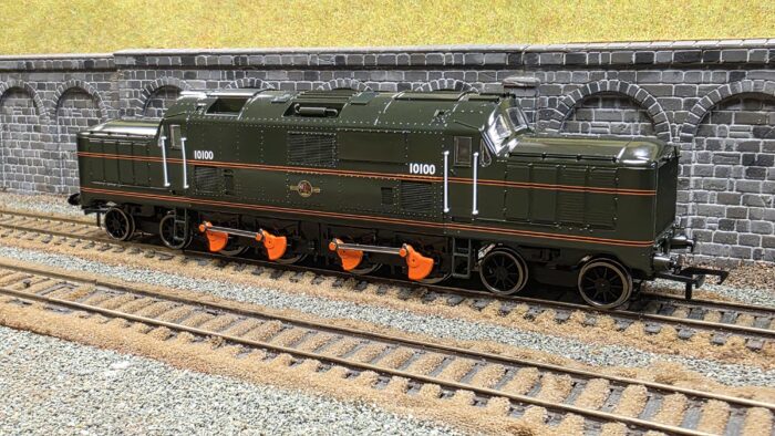 KR Models Fell Loco Brunswick Green Late Crest DCC Sound