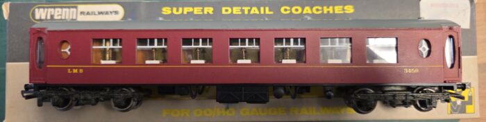Wrenn W6010 Pullman Second 3459 in LMS Crimson