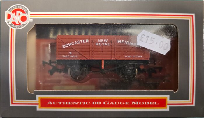 Dapol B545BRM Doncaster New Royal Infirmary 7 plank wagon - BRM special edition
