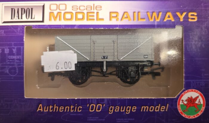 Dapol 7 Plank wagon - Grey