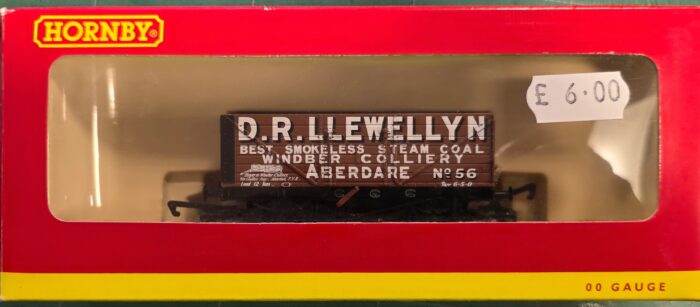 Hornby R6302A 7 plank wagon in brown - D.R. Llewellyn, Aberdare - No. 56
