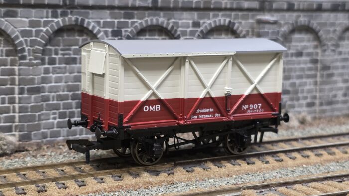 Rapido 976020 CR Dia.67 10t Van – Ore Mining Branch No.907