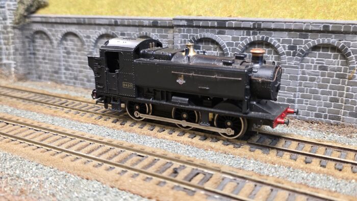 Lima L205118 Class 94xx 0-6-0T 9420 in BR black with early emblem
