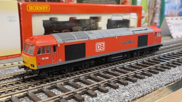 Hornby R3884 Class 60 60100 'Midland Railway - Butterley' in DB red. DCC Fitted