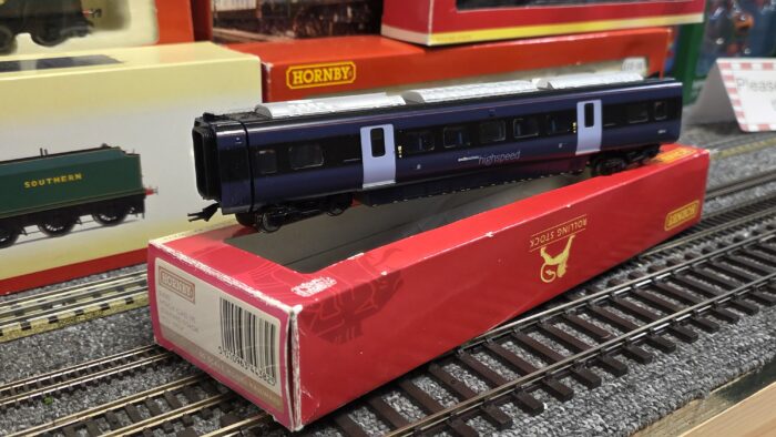 hORNBY R4382 Class 395 Hitachi "Javelin" standard class coach 39014