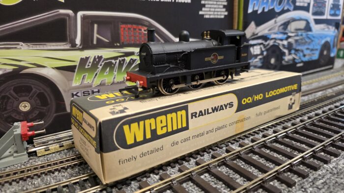 Wrenn W2205 Class R1 0-6-0 31337/ 31340 in BR black