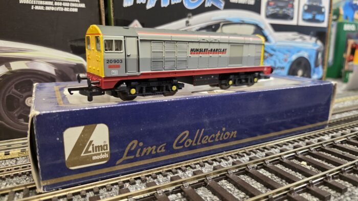 Lima L205249 Class 20 20903 'Alison' in Hunslet-Barclay livery