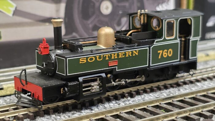 Heljan 9951 Lynton & Barnstaple 2-6-2T 760 "Exe" in Southern Railway green (Pre-owned)