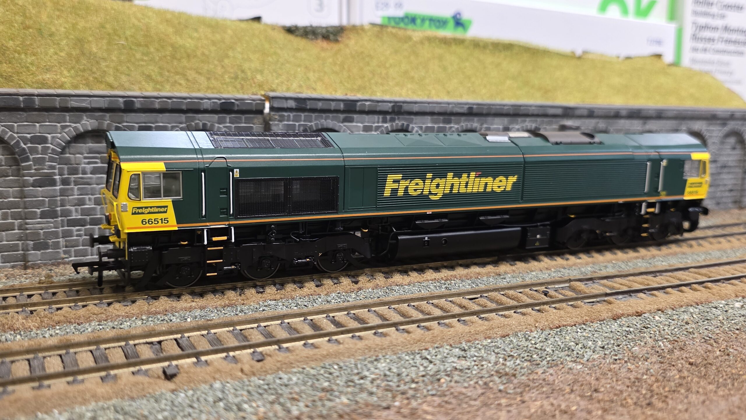 50-001 Class 66/5 66515 Freightliner Green