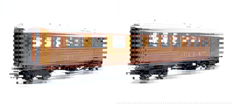 R40455 LNER Gresley Corridor Teak Coaches Buffet No.21609